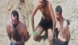 Terroristen der Hamas ergeben sich.